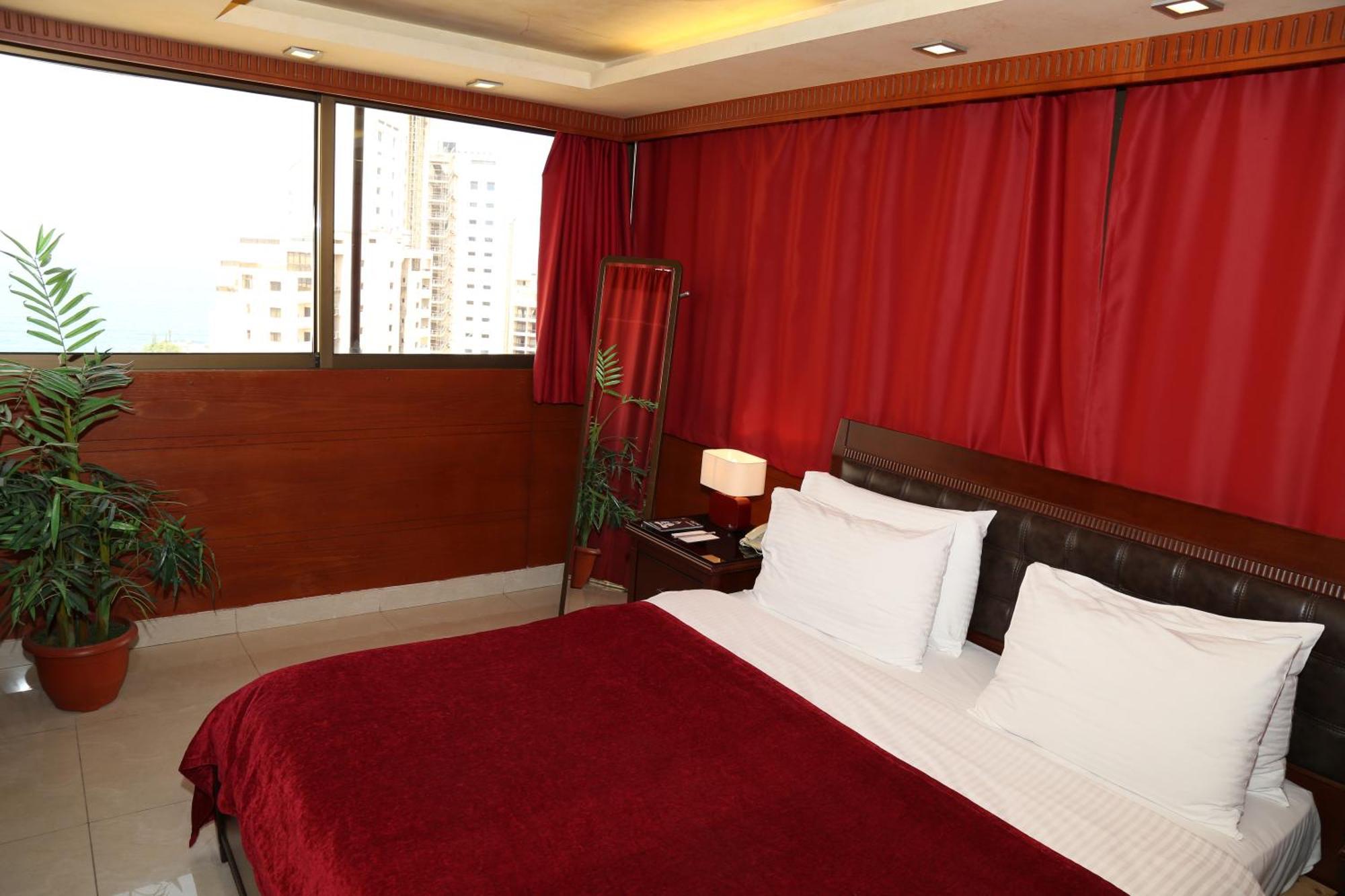 Duroy Hotel Бейрут Экстерьер фото
