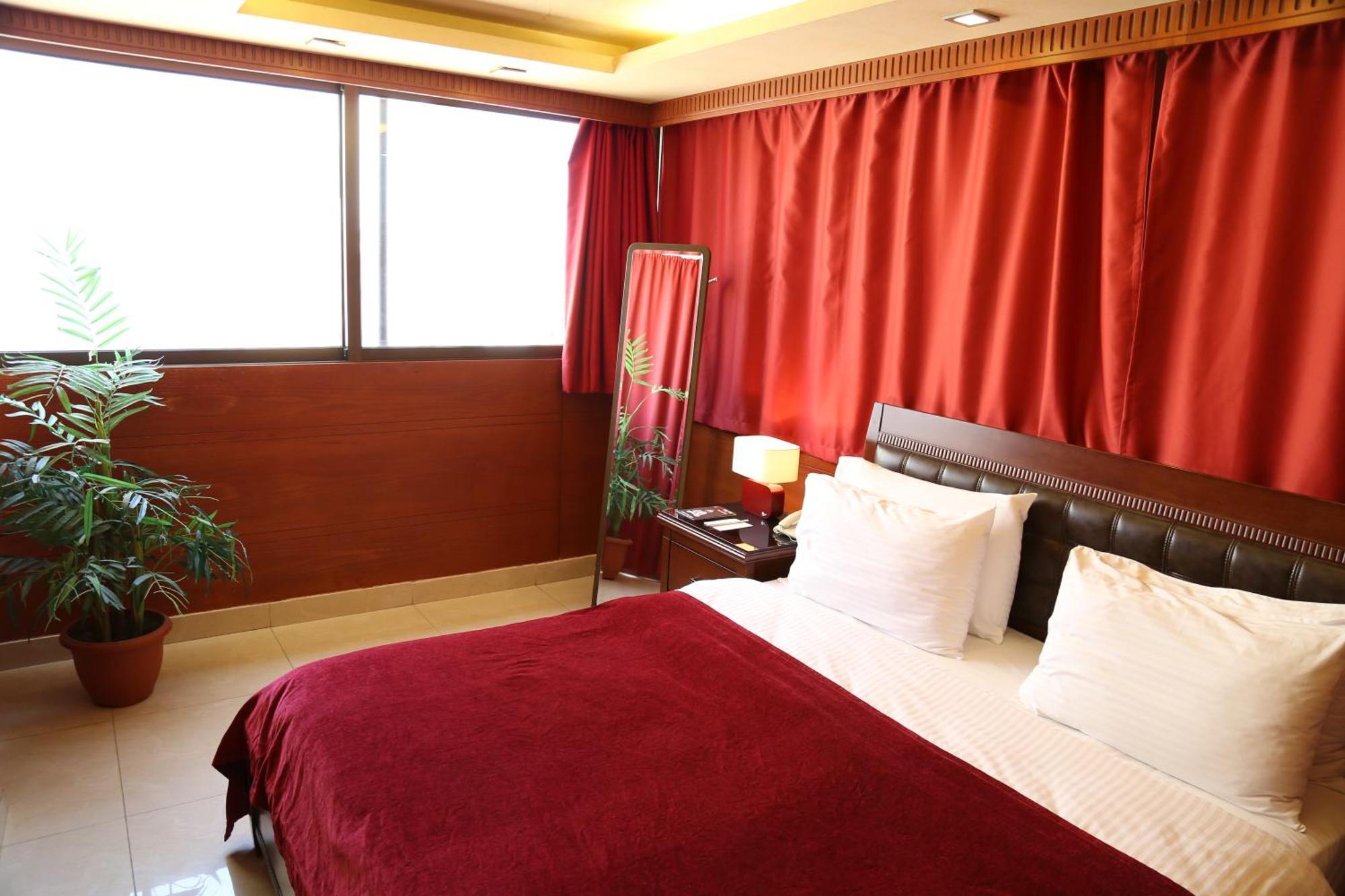 Duroy Hotel Бейрут Экстерьер фото