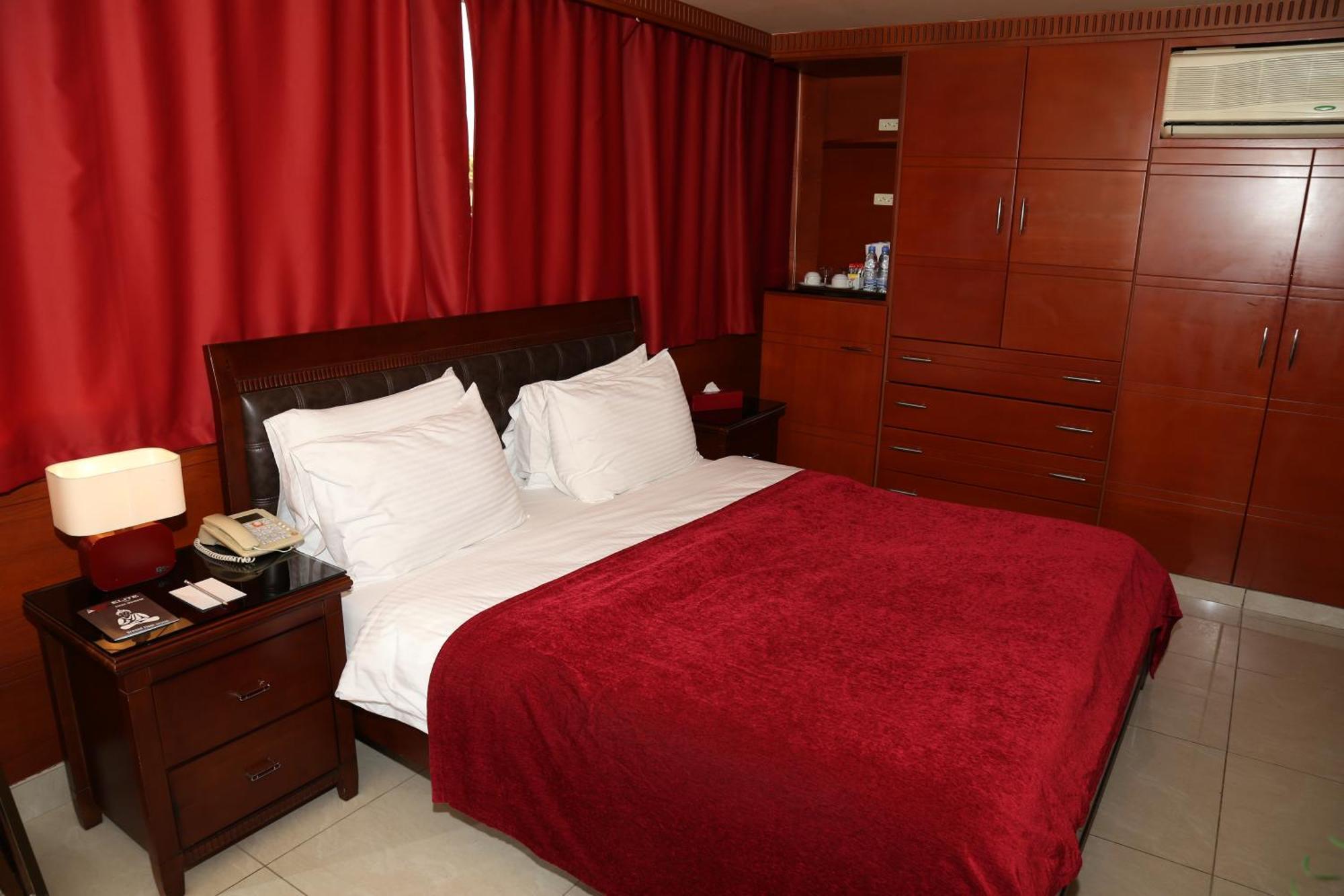 Duroy Hotel Бейрут Экстерьер фото