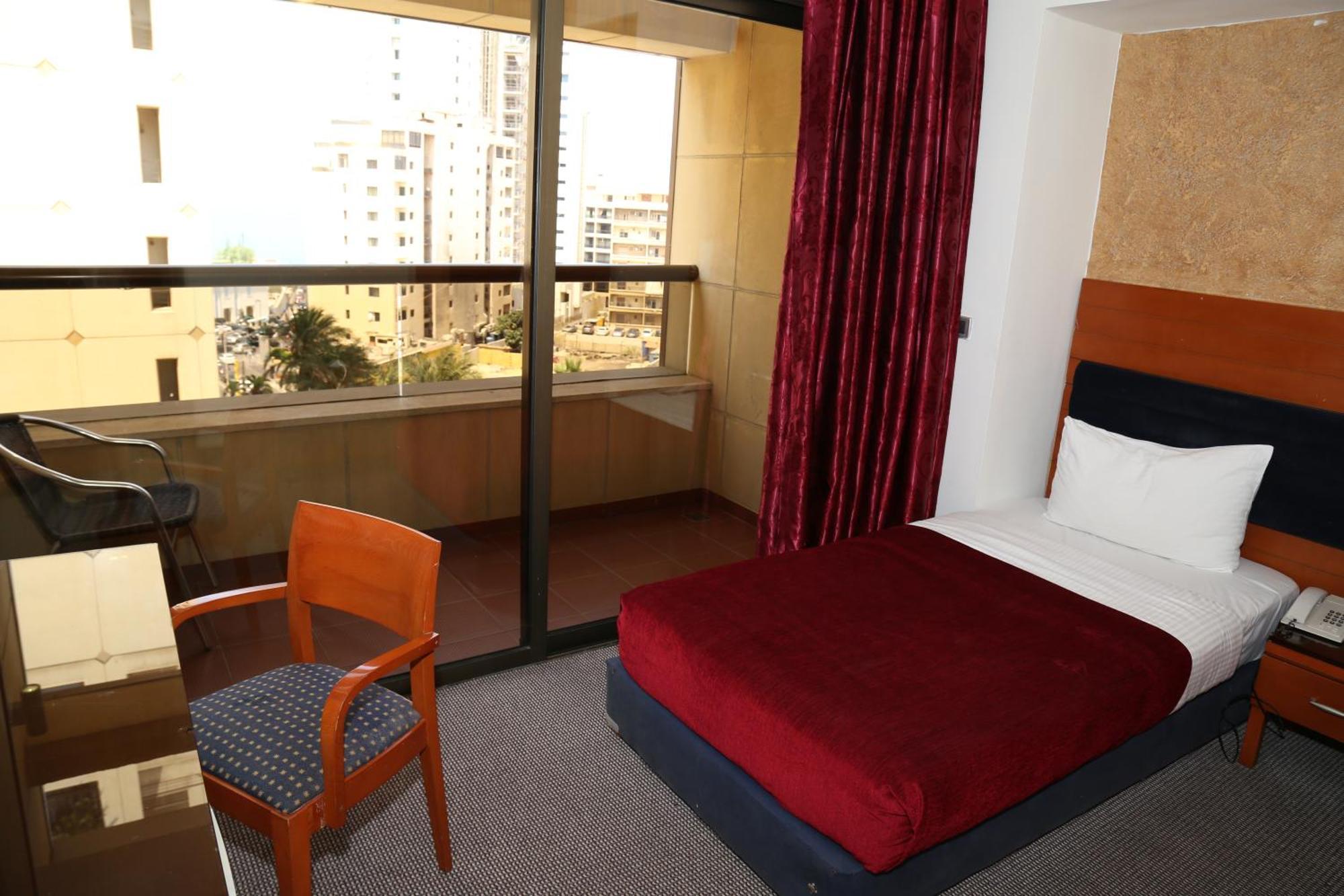 Duroy Hotel Бейрут Экстерьер фото